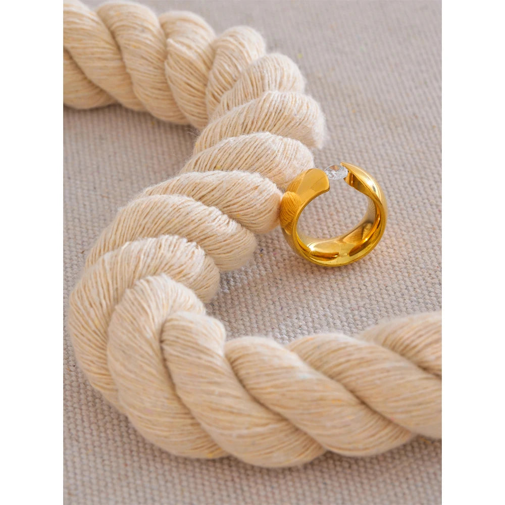 Isalene  Ring Halo Curve Ring