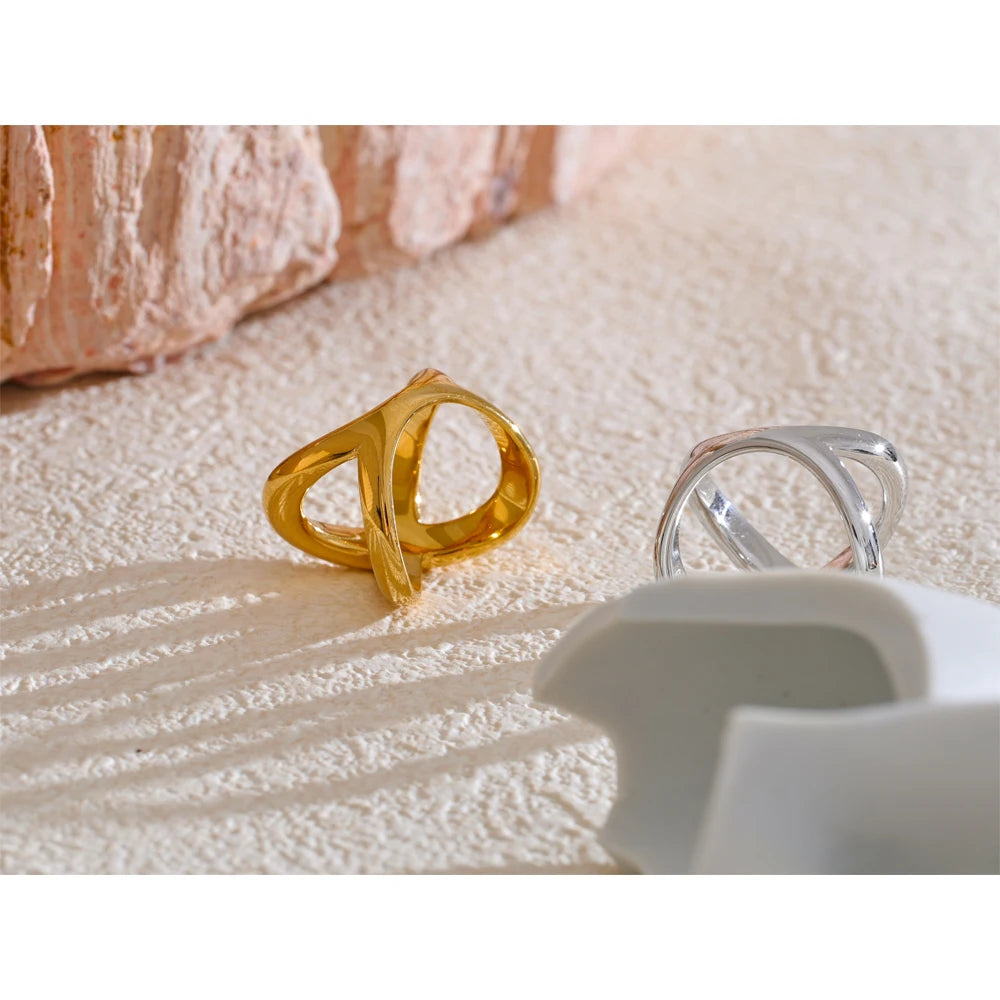 Isalene  Ring Nova X Ring