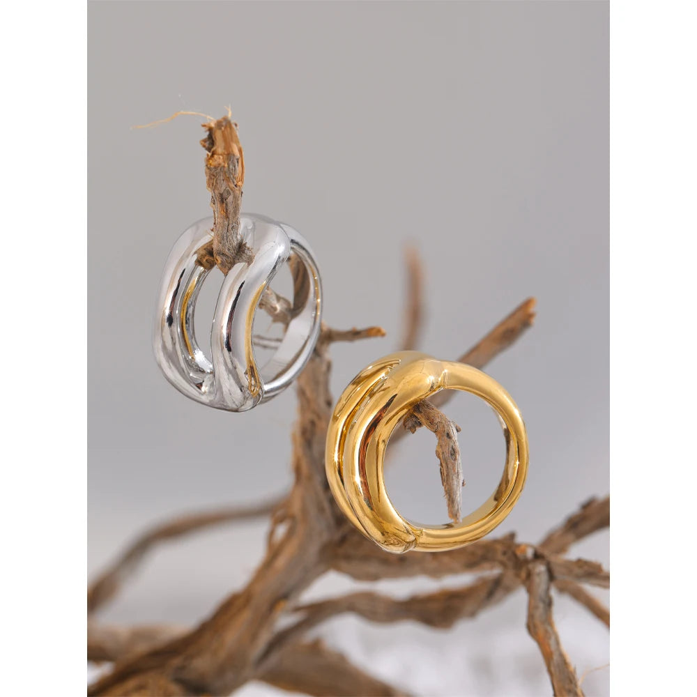 Isalene  Ring Sculptura Open Form Ring