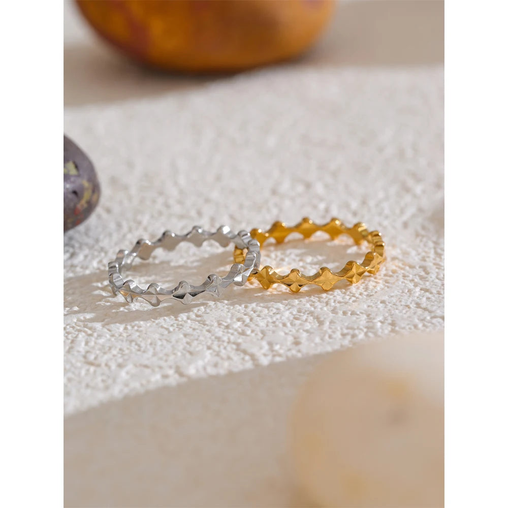 Isalene  Ring Sierra Textured Band