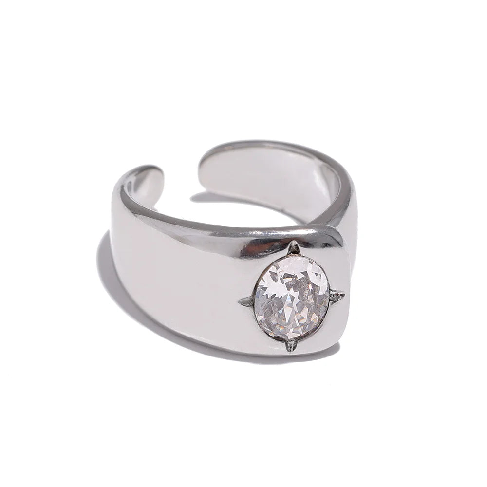 Isalene  Ring Silver / 7 Stella Stone Band