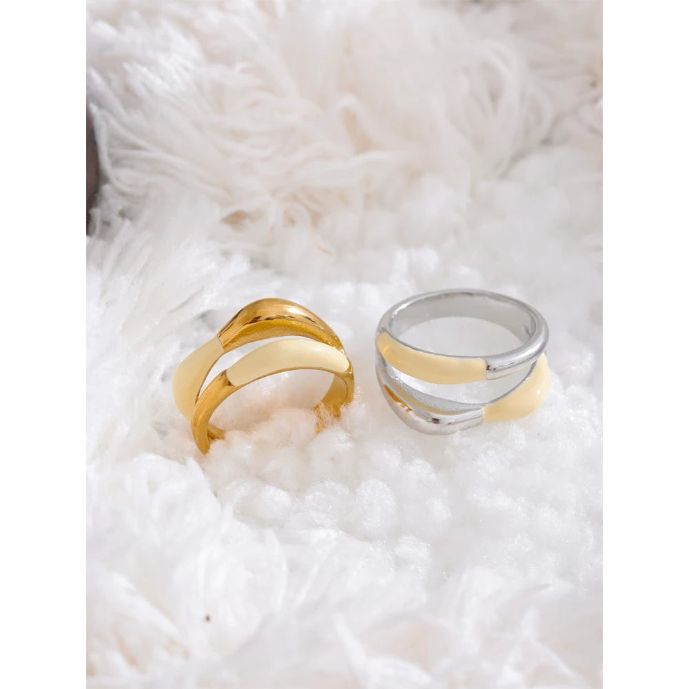 Isalene  Ring Soft Curve Enamel Ring