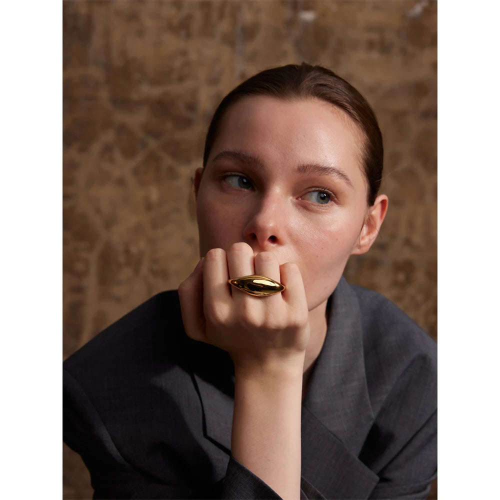Isalene  Ring Solene Sculptural Ring