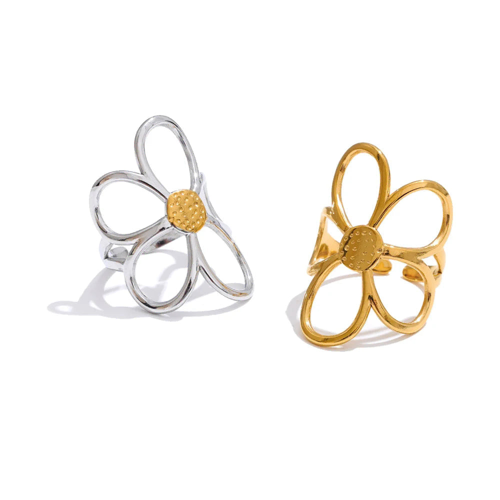 Isalene  Ring Solenne Bloom Ring