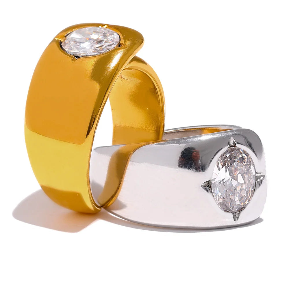 Isalene  Ring Stella Stone Band