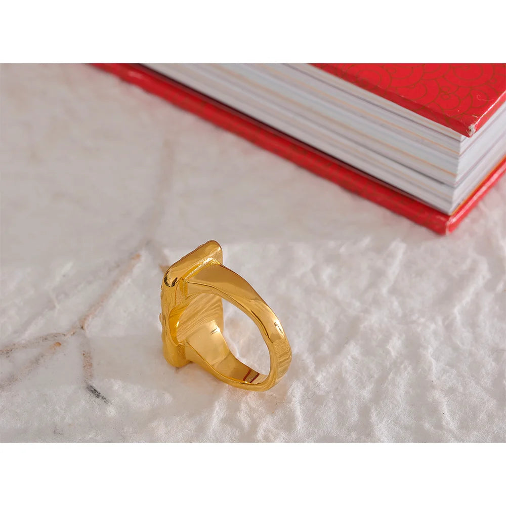 Isalene  Ring Veda Eye Ring