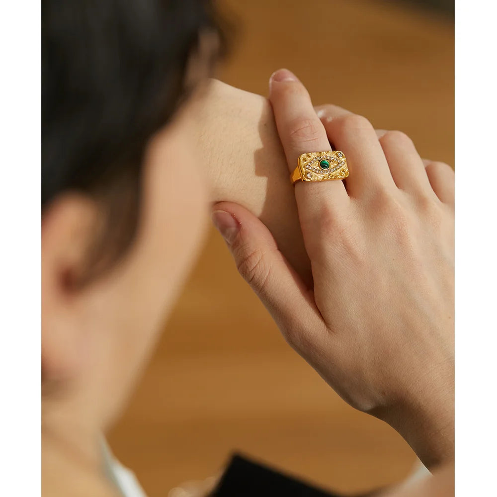 Isalene  Ring Veda Eye Ring