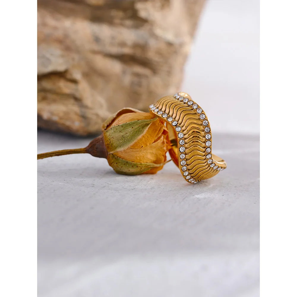 Isalene  Ring Wavecrest Pavé Ring