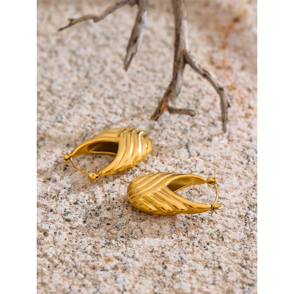 Isalene  YH3571A Yhpup Statement Stainless Steel Striped Hollow Geometric Hoop Earrings 18K Golden Plated Texture Daily Jewelry Waterproof