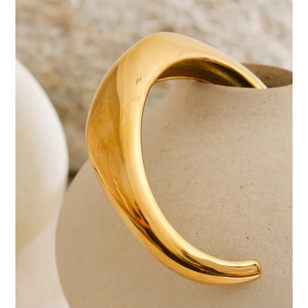 Isalene  YH3592A Yhpup 63mm High Quality Stainless Steel Texture Cuff  Bracelet Bangle 18K Golden Plated Wrist Casting Fashion Statement Jewelry